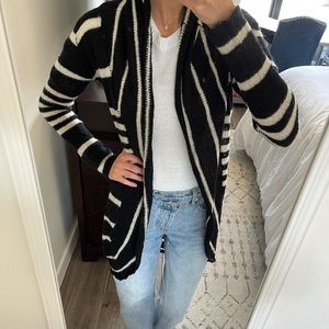 Quinn black/white striped cardigan